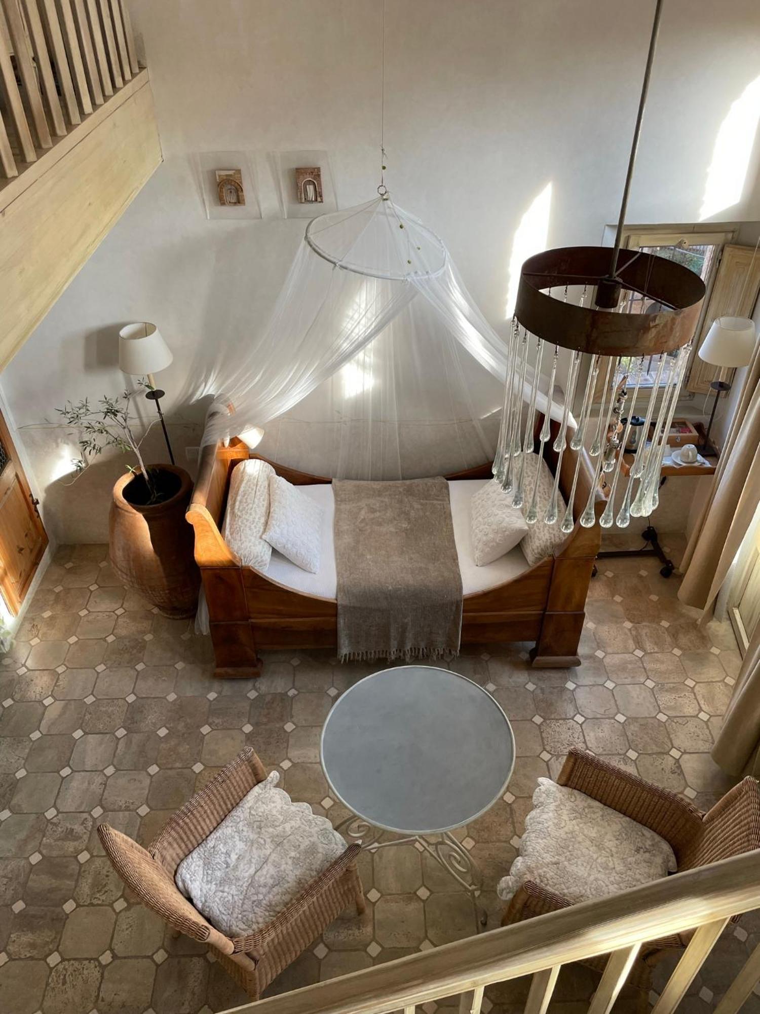 Alodia Guest House Alquezar Room photo