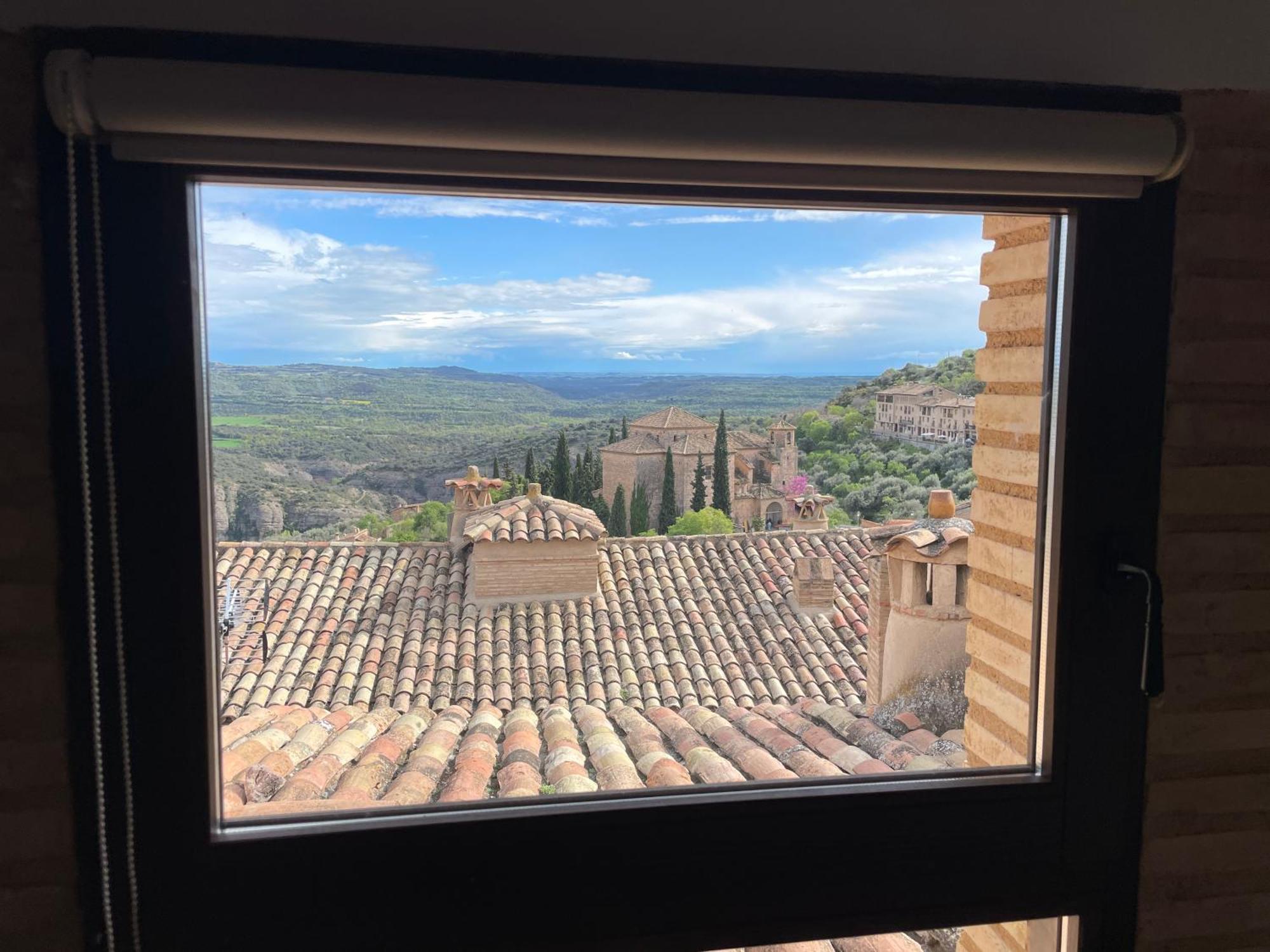 Alodia Guest House Alquezar Exterior photo